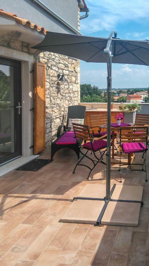 Apartment Li Tar-Vabriga Εξωτερικό φωτογραφία