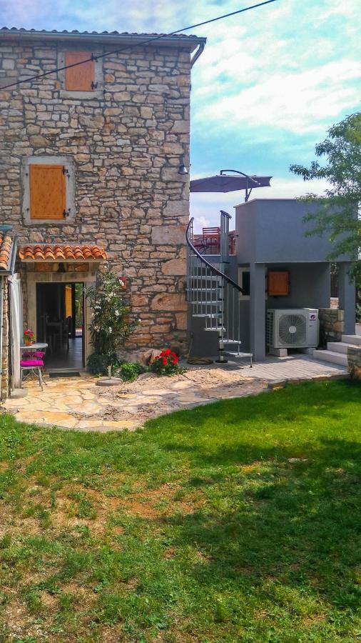 Apartment Li Tar-Vabriga Εξωτερικό φωτογραφία