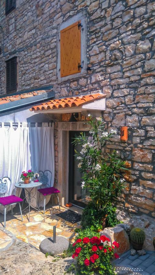 Apartment Li Tar-Vabriga Εξωτερικό φωτογραφία