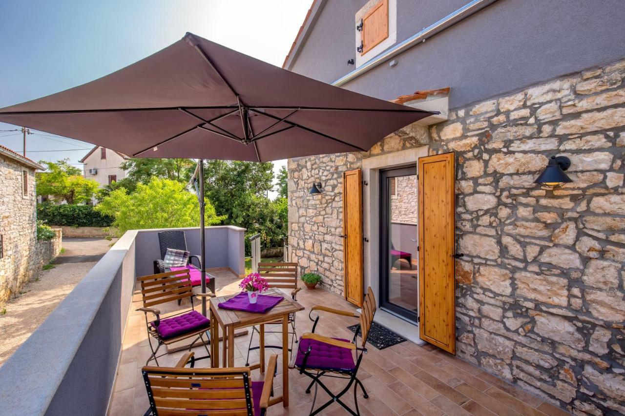Apartment Li Tar-Vabriga Εξωτερικό φωτογραφία